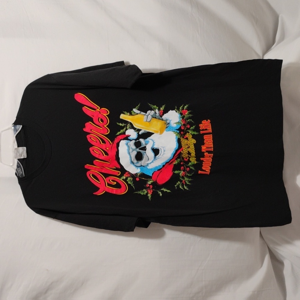 SALE! NWOT Cheers Happy Holiday's Skull Head Larger Than Life Socal Shirt (BX44)